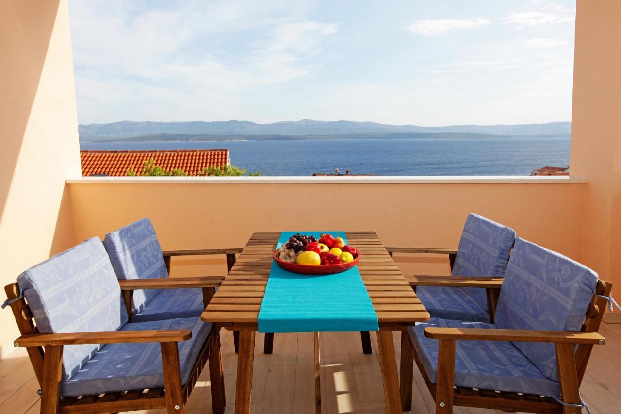 Iris Apartments Bol (Adults Only) Экстерьер фото